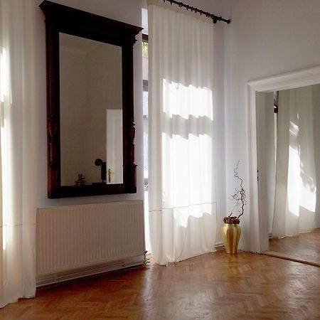 Contessa Apartment Cluj Napoca Экстерьер фото
